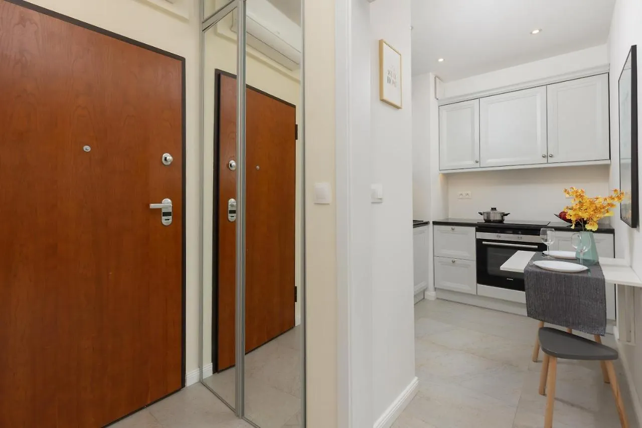 Niemcewicza Pet-Friendly Apartment By Noclegi Renters Varsóvia